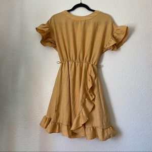 Yellow ruffle sundress size small from hummingbird
